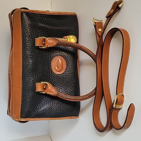 Dooney & Bourke Handbags - Vintage Dooney & Bourke AWL Doctor Satchel/Crossbody Bag 90s Handbag Black & Tan